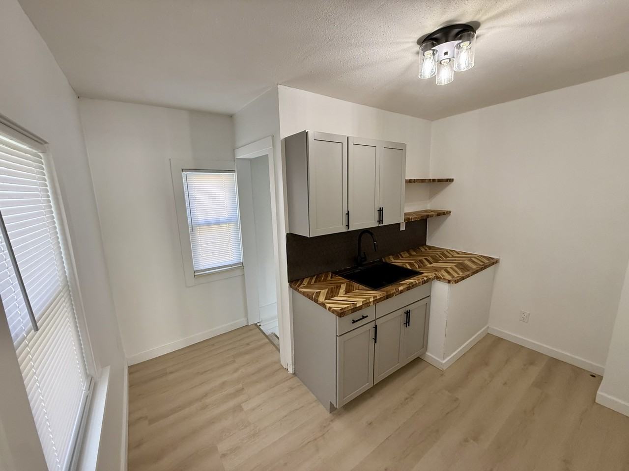 146 Bondie Street #NA - Photo 6 of 11