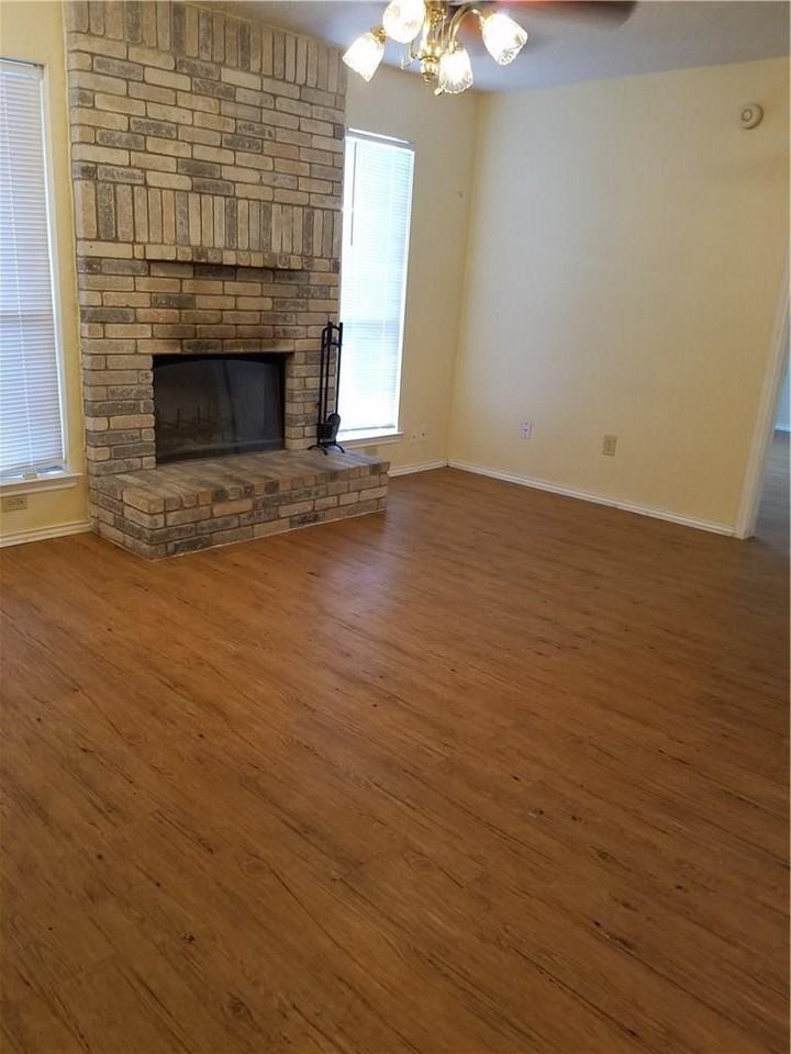 1304 Pitcairn Dr #A - Photo 2 of 9