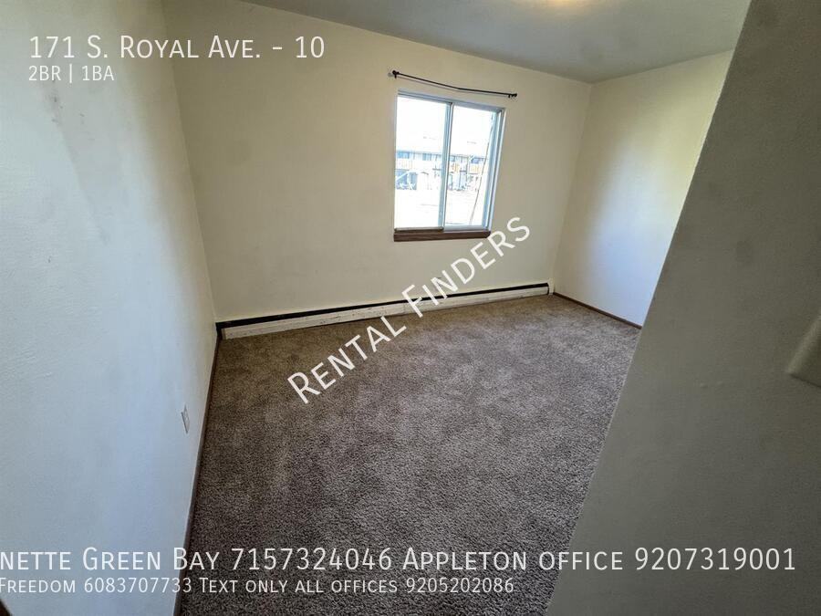 171 S Royal Ave #10 - Photo 4 of 15