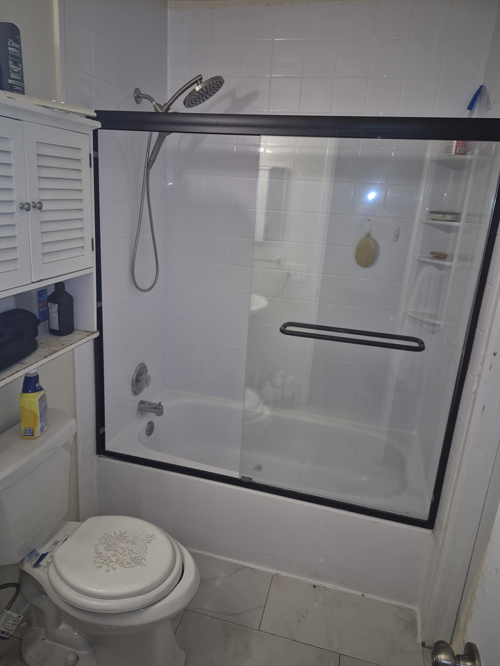 2466 Glengyle Drive - Photo 7 of 9