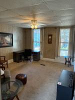 featured image of 621 Albany St