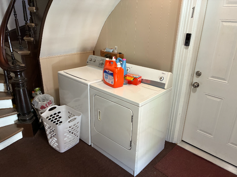 621 Albany St #1WUNIT1 - Photo 7 of 18