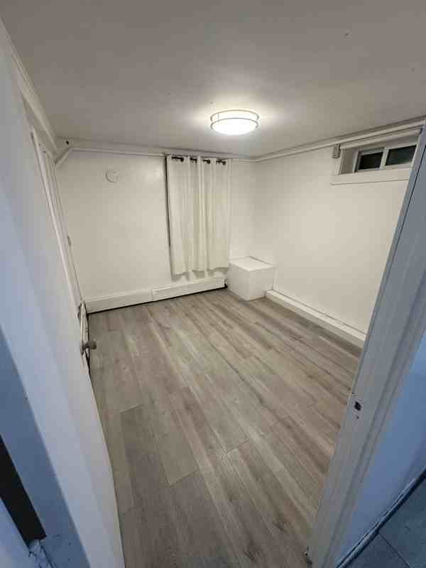 1445 Lacey St #B - Photo 2 of 11