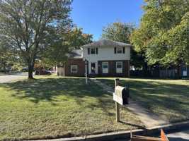 featured image of 9201 Woodlake Dr