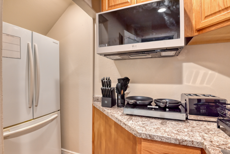 2631 Thrush Grv #1 - Photo 6 of 20