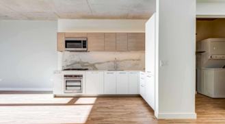 197 N Desplaines St - Photo 1 of 1