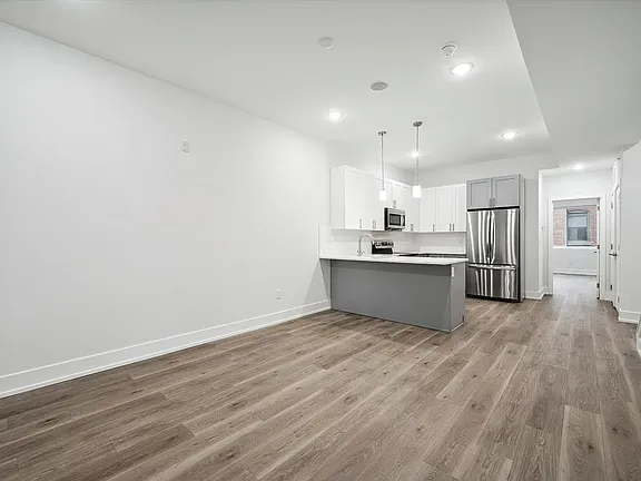 2107 North Fairhill Street - Photo 4 of 13