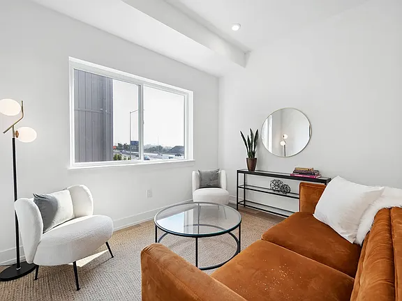 3038 Richmond St #10 - Photo 6 of 18