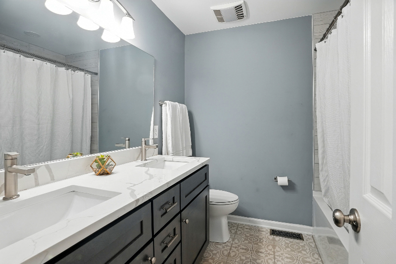 1166 E Lois Ct - Photo 3 of 14