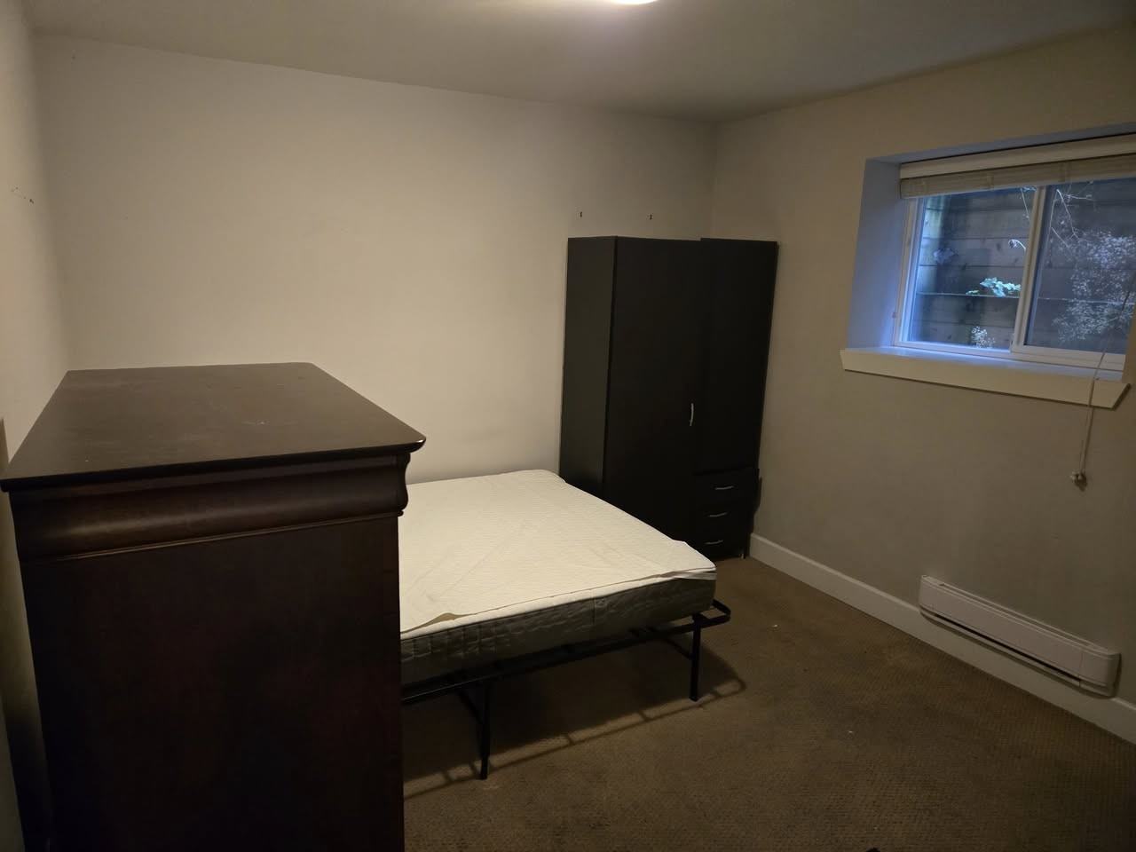 19068 68 Avenue - Photo 3 of 7