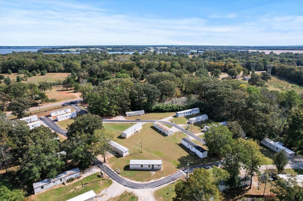 107 Cameron Cir - Photo 2 of 16