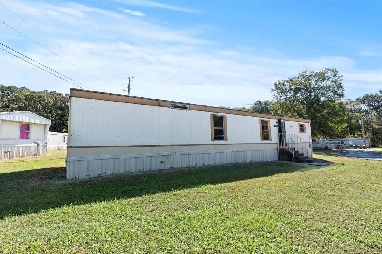 107 Cameron Cir - Photo 3 of 16