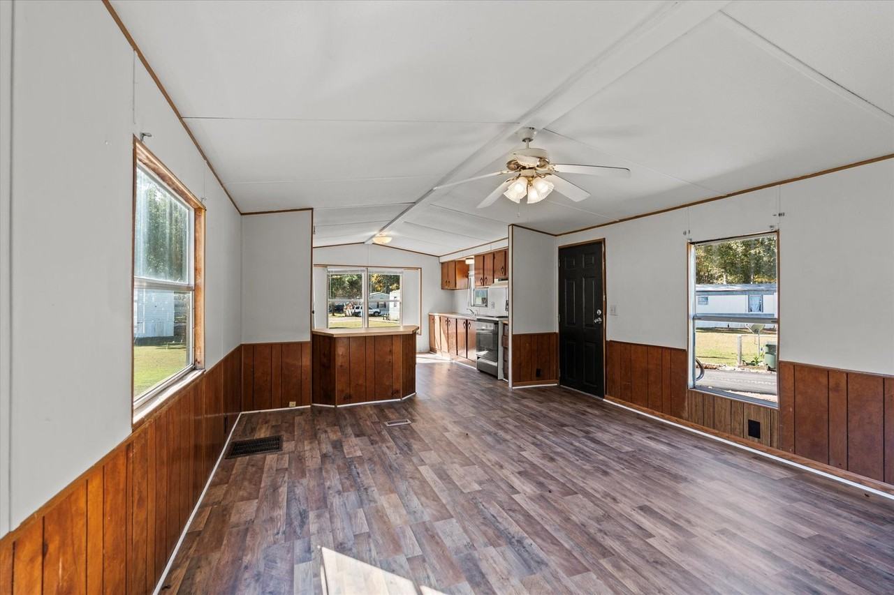 107 Cameron Cir - Photo 4 of 16