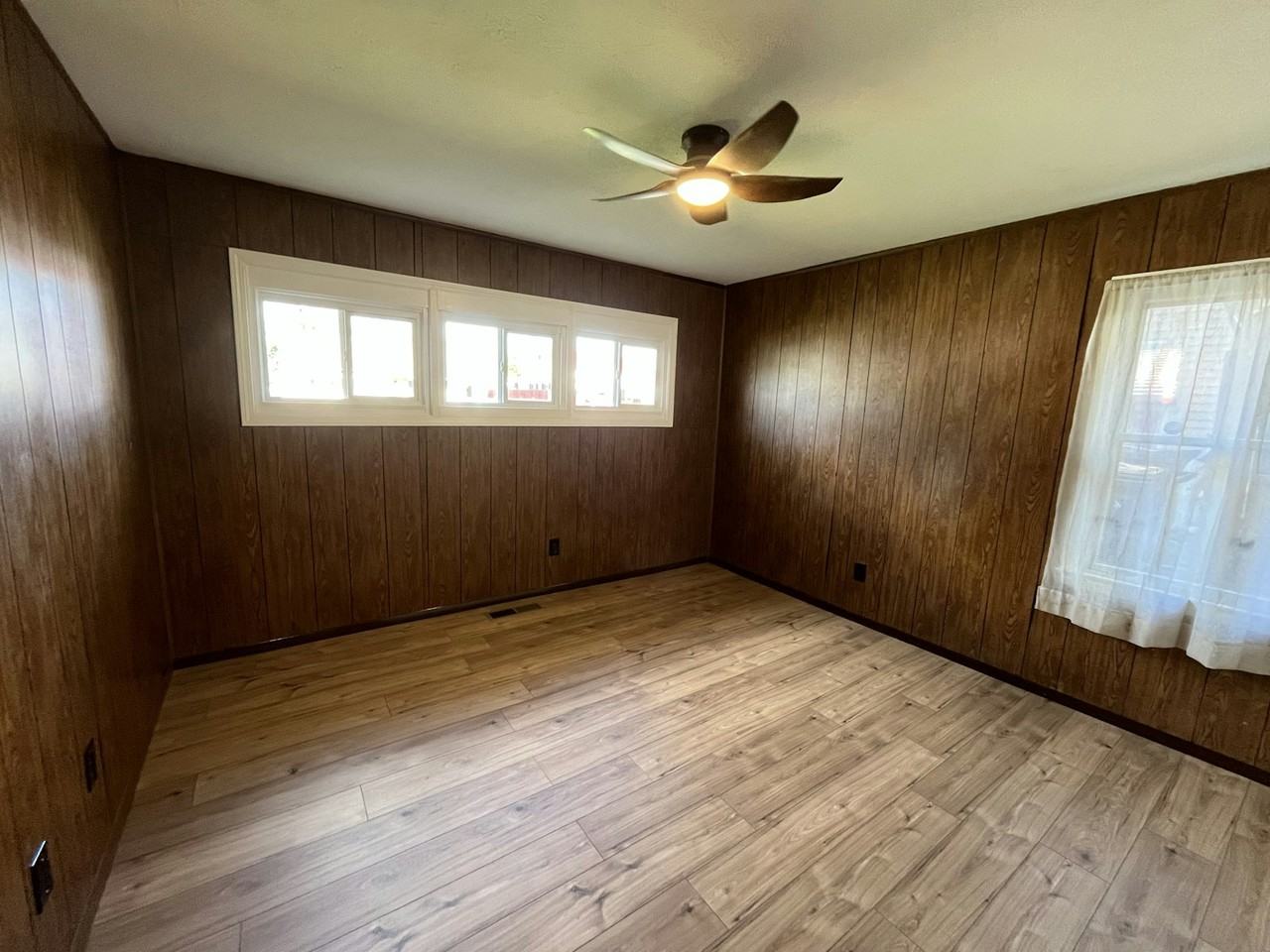 12201 Summerland Avenue - Photo 5 of 11