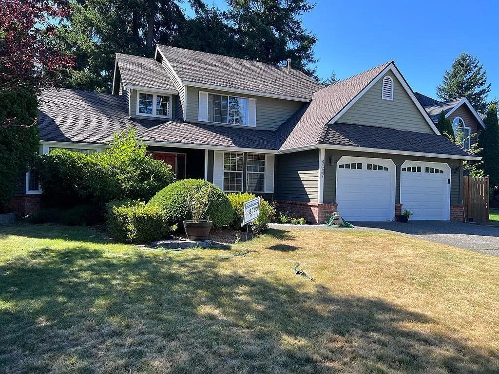 4037 240th Place Southeast - Photo 2 of 17