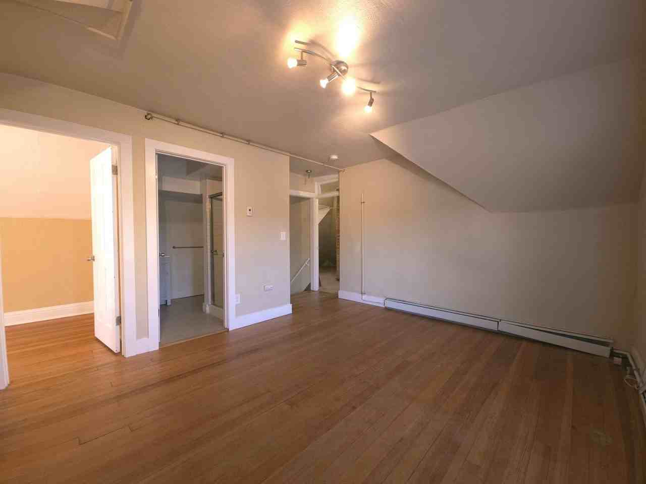 648 University - Photo 4 of 17