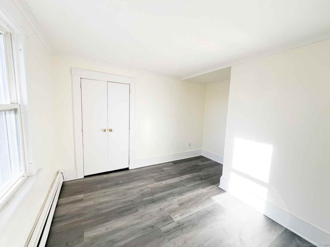 91 Willow St - Photo 7 of 20