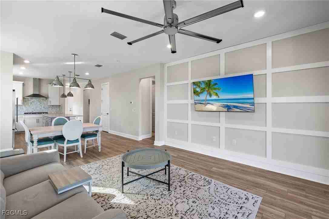 20088 Kingmont Dr - Photo 6 of 35