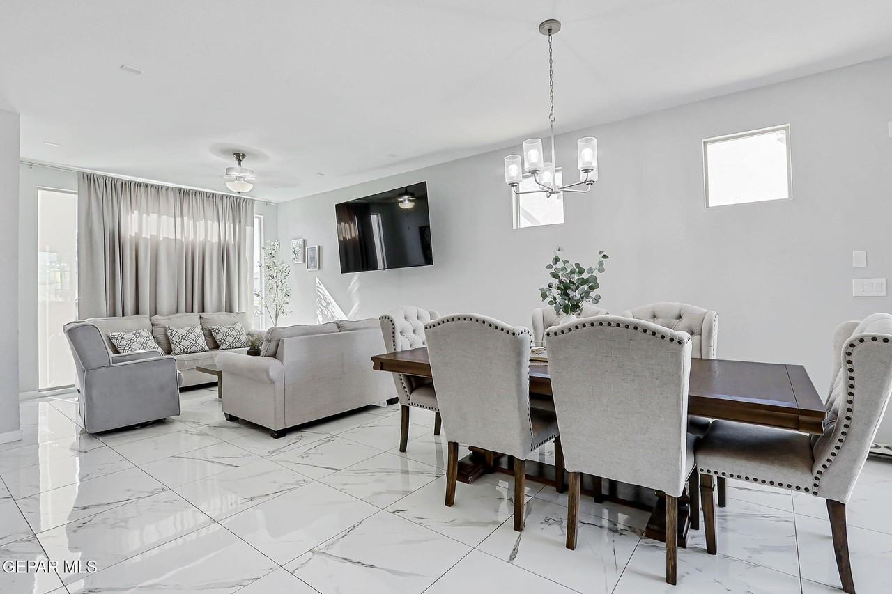 12017 Silent Place Ct - Photo 7 of 32