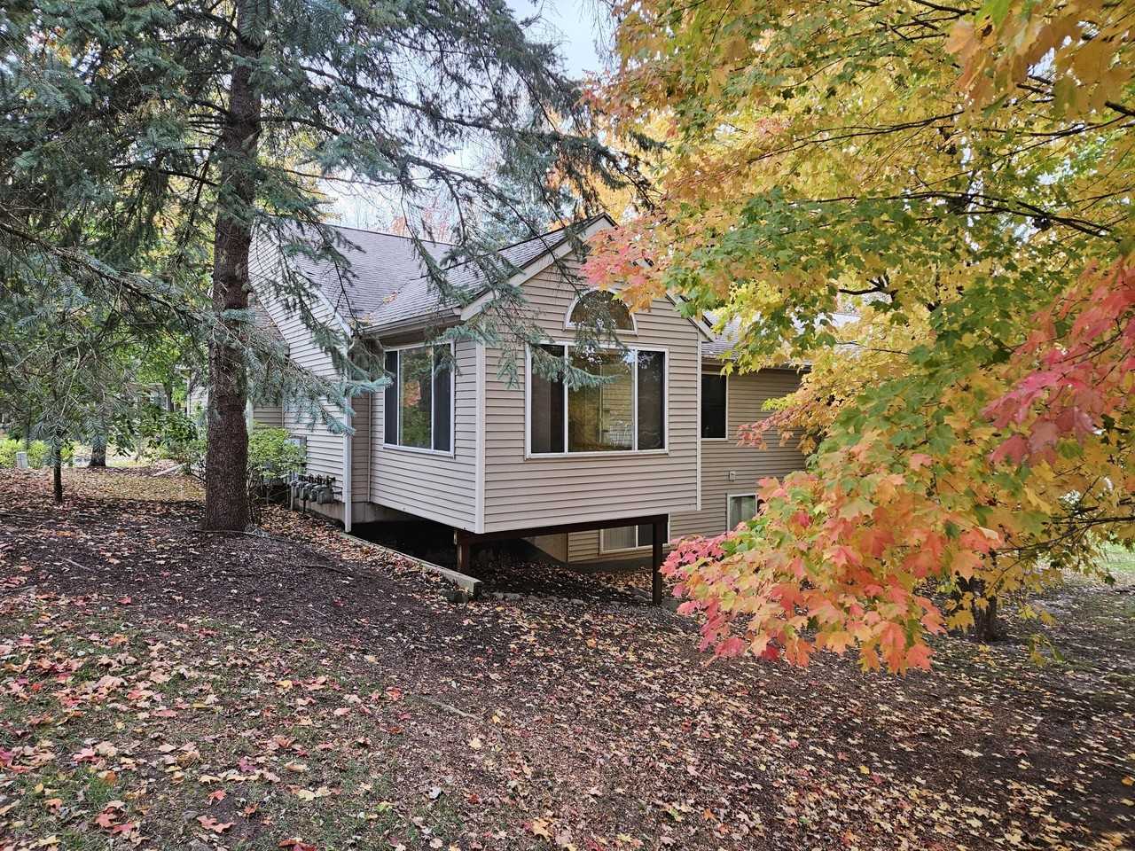 3877 Old Elm Dr Se #113 - Photo 3 of 34