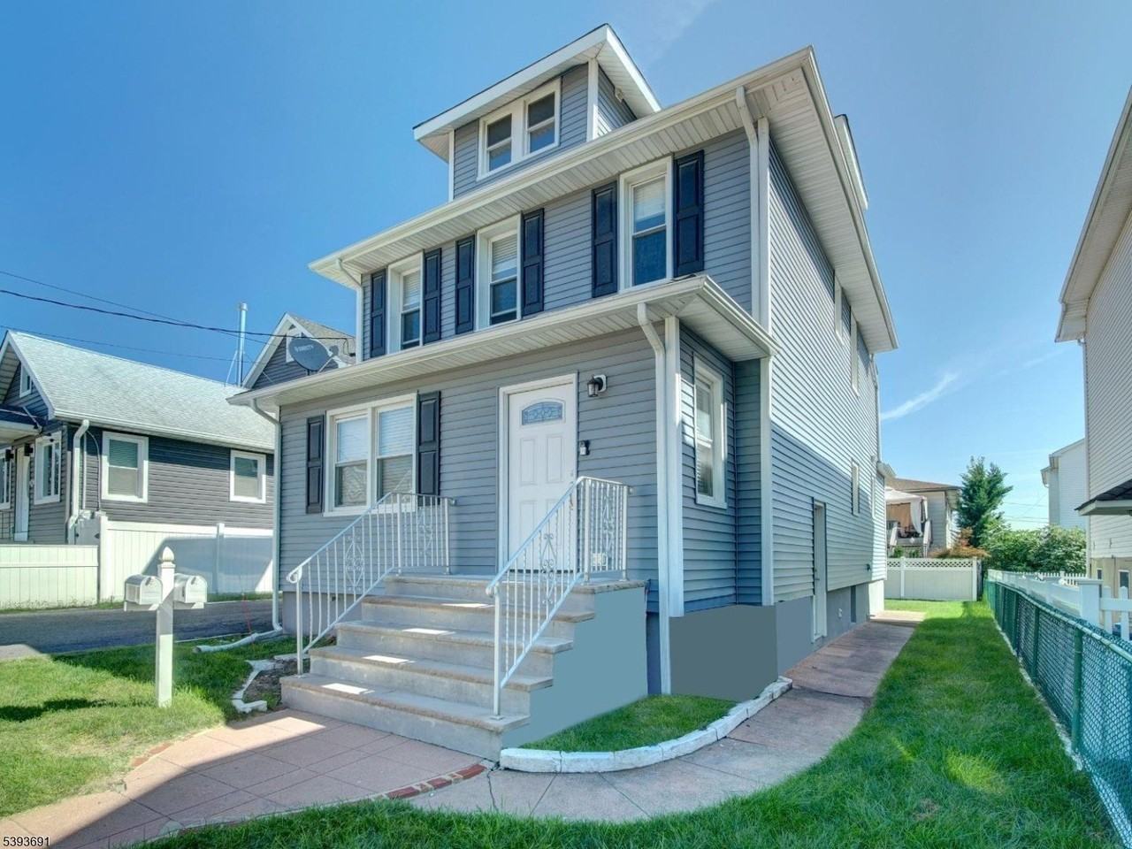 222 Lafayette Avenue - Photo 2 of 15