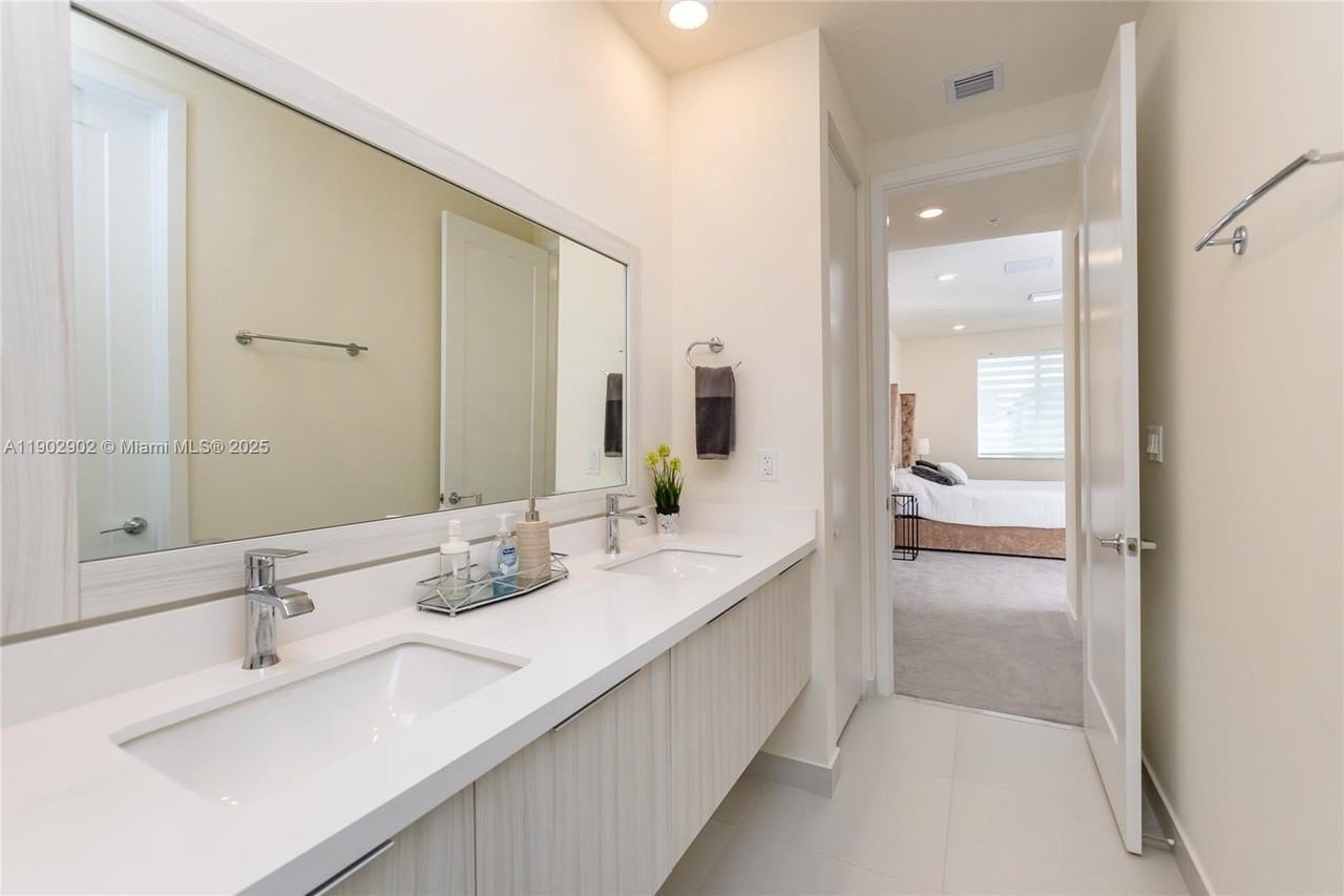 6416 Nw 102nd Ct #302 - Photo 6 of 22