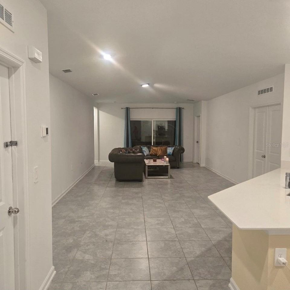 684 Sand Pine Ln - Photo 3 of 17