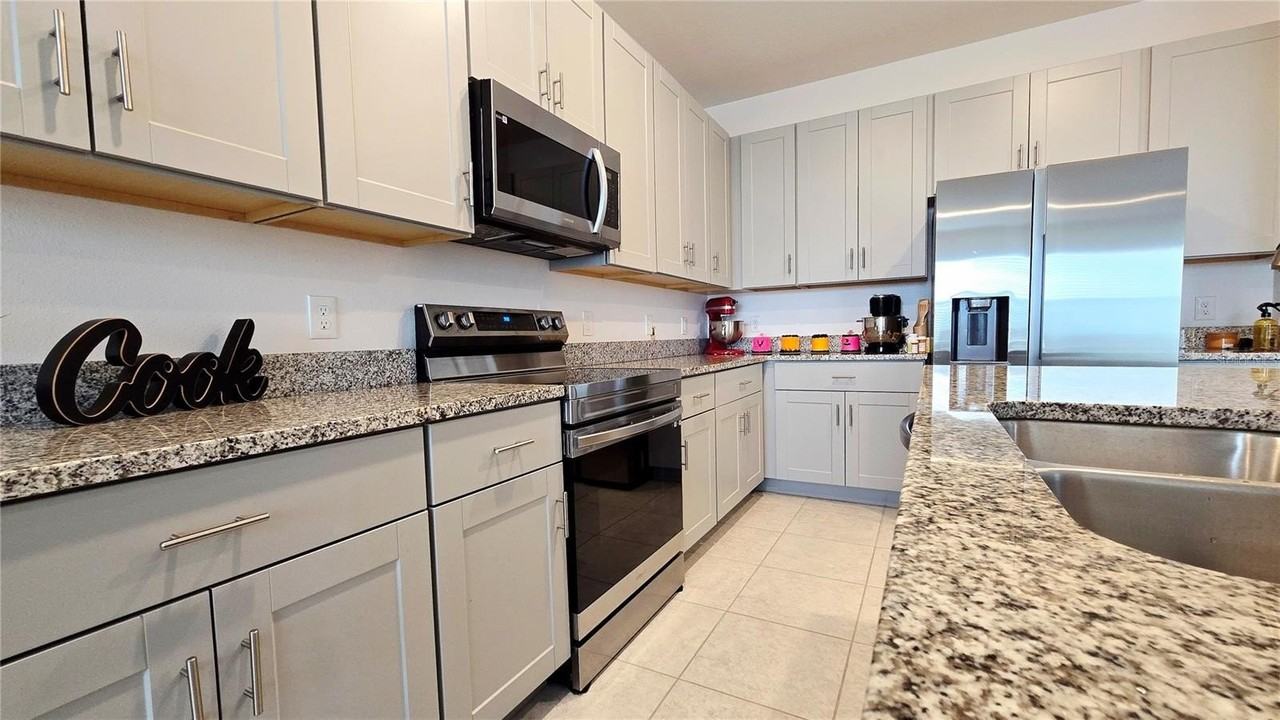 301 Tarpon Bay Blvd - Photo 5 of 27