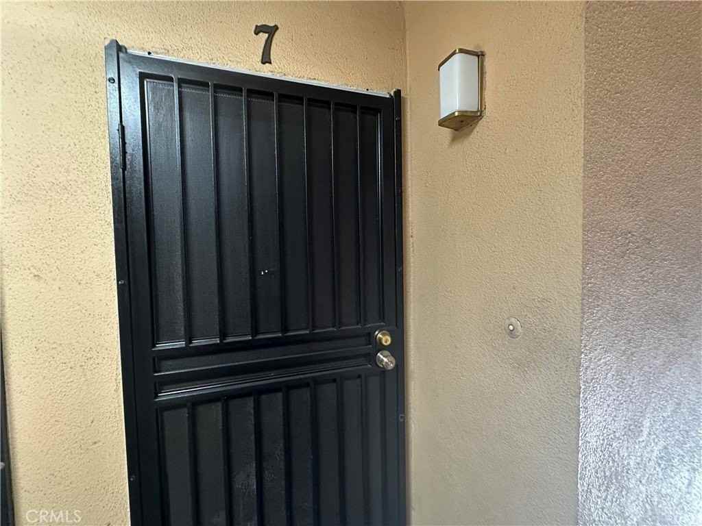 3060 Vineland Ave #7 - Photo 2 of 14