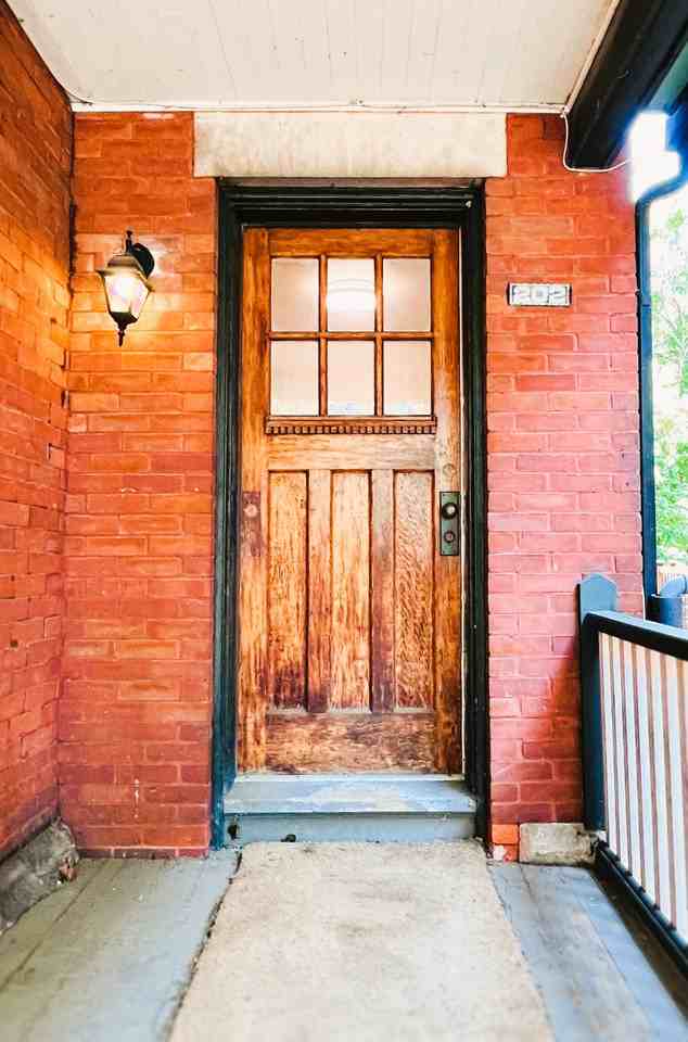 202 Second Avenue - Photo 2 of 7