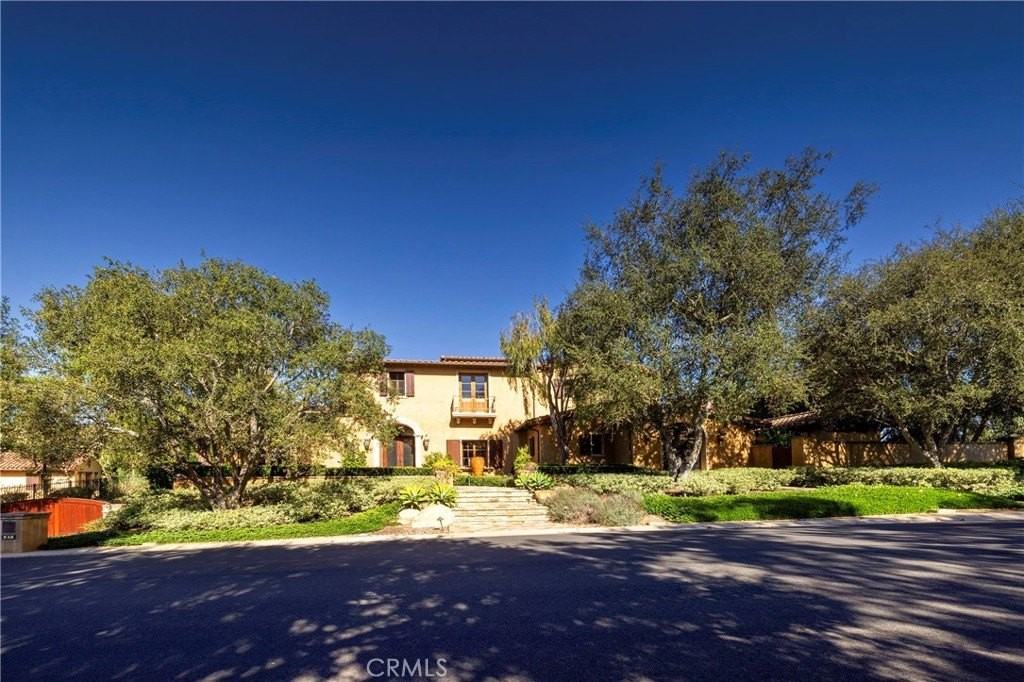 97 Canyon Crk - Photo 2 of 50