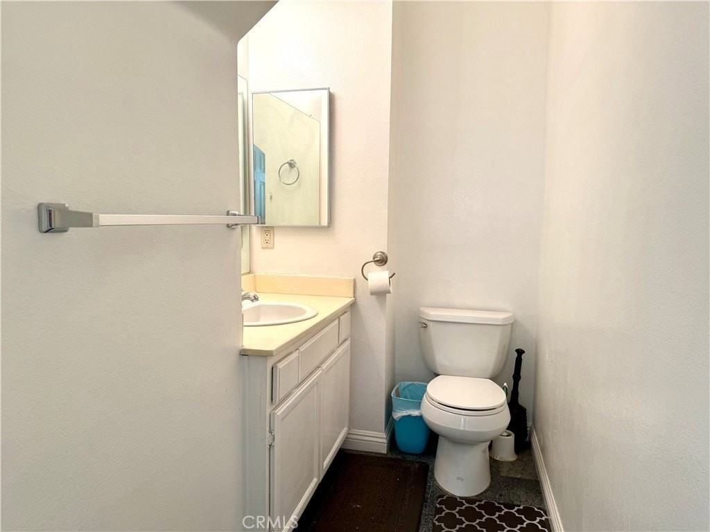 3428 Whistler Ave - Photo 6 of 27