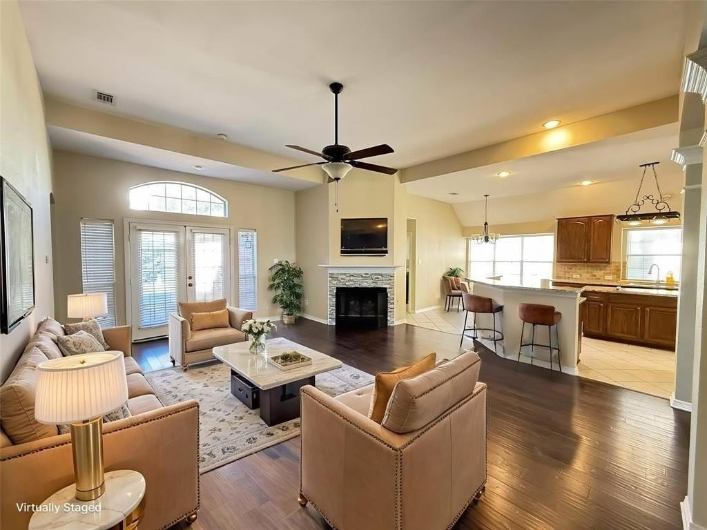 4313 Larkel St - Photo 2 of 14