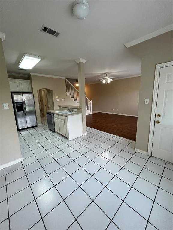 5733 Blackmon Ct - Photo 2 of 15