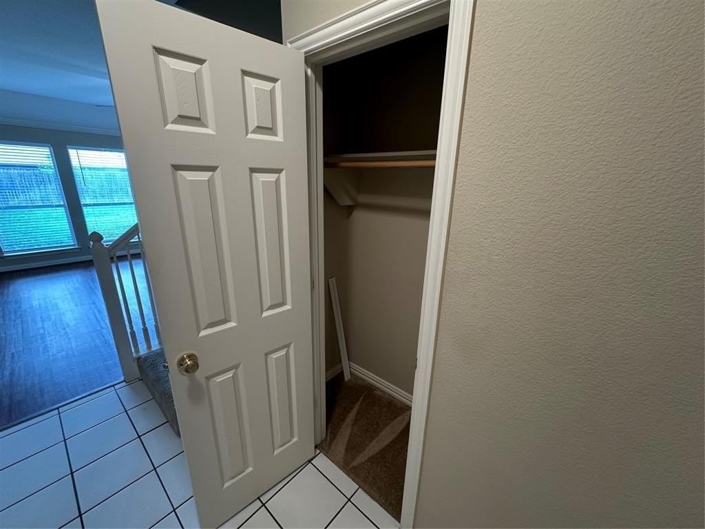 5733 Blackmon Ct - Photo 4 of 15