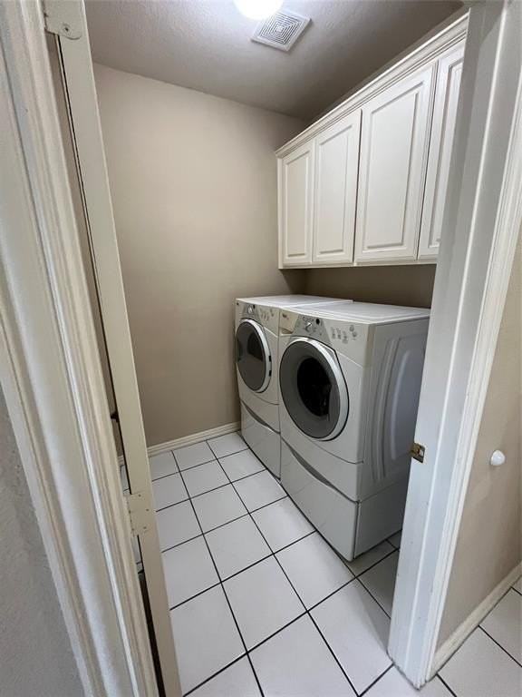 5733 Blackmon Ct - Photo 5 of 15