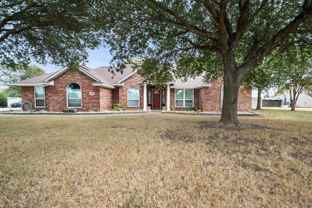 5250 Plainview Rd - Photo 1 of 1