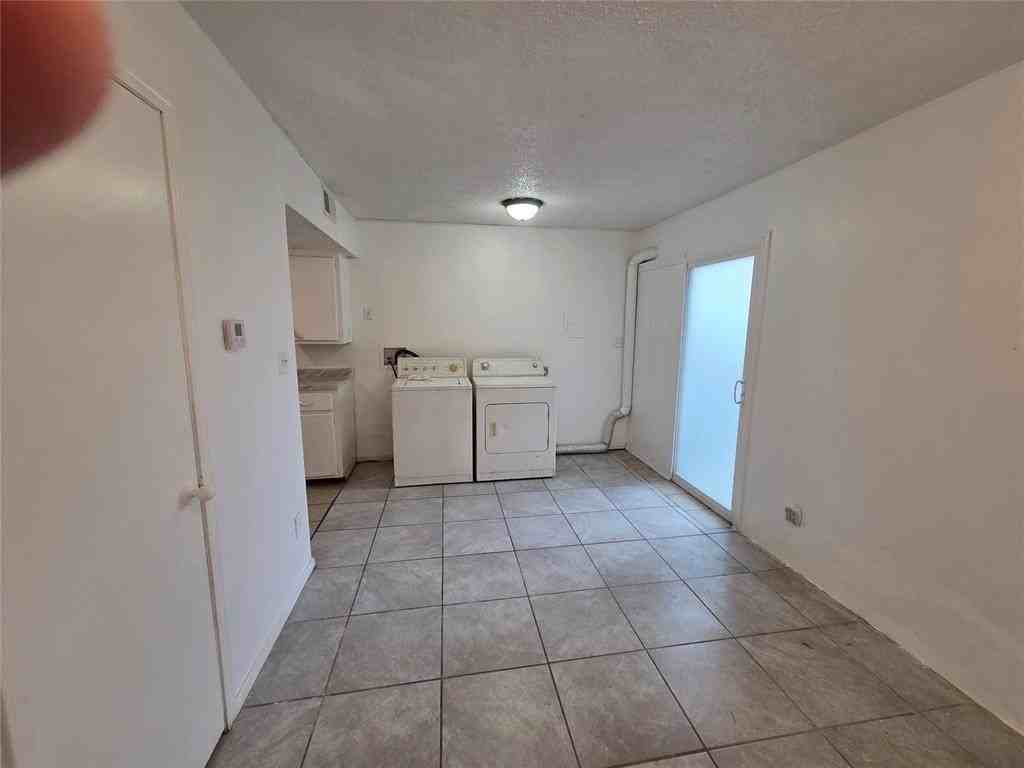 401 12th Ave Se #156 - Photo 4 of 10