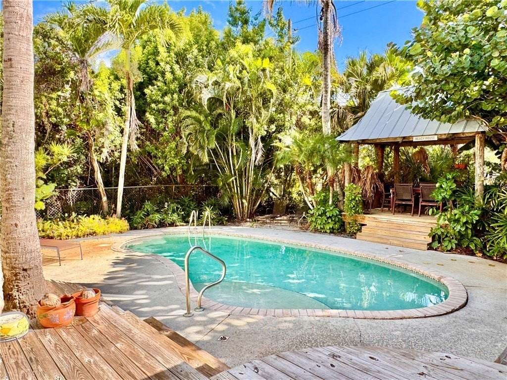 2434 19th Ave - Photo 3 of 28