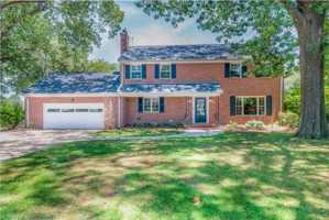 featured image of 5650 Shenandoah Ave