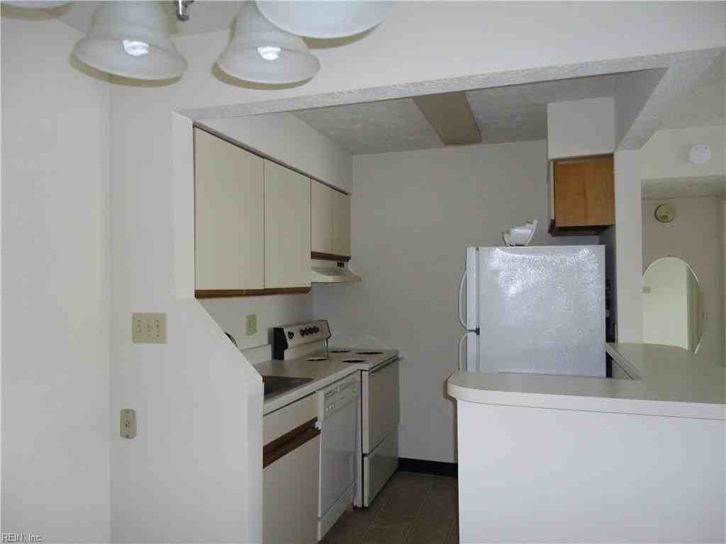 59 Wells Ct - Photo 4 of 7