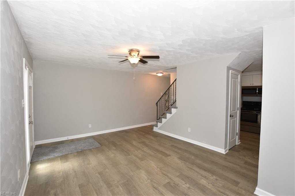 1324 West 38th Street - Photo 7 of 29