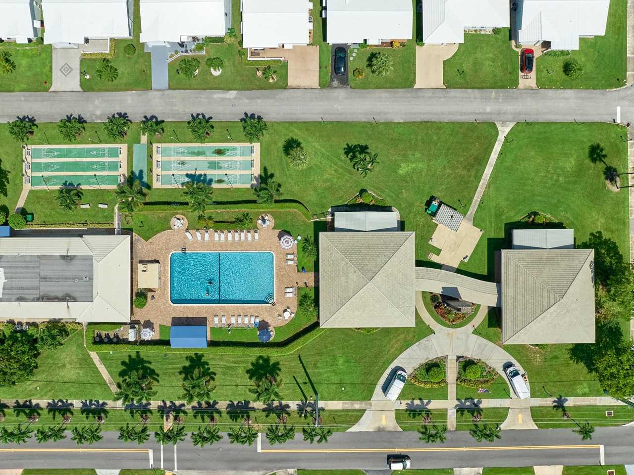 520 Sw 18th St - Photo 4 of 33