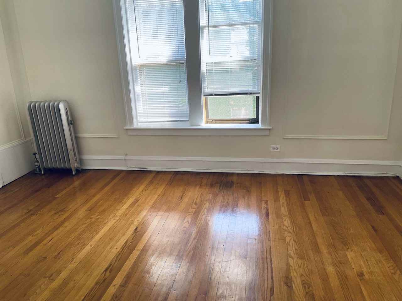 708 Seward Street #2N - Photo 5 of 8