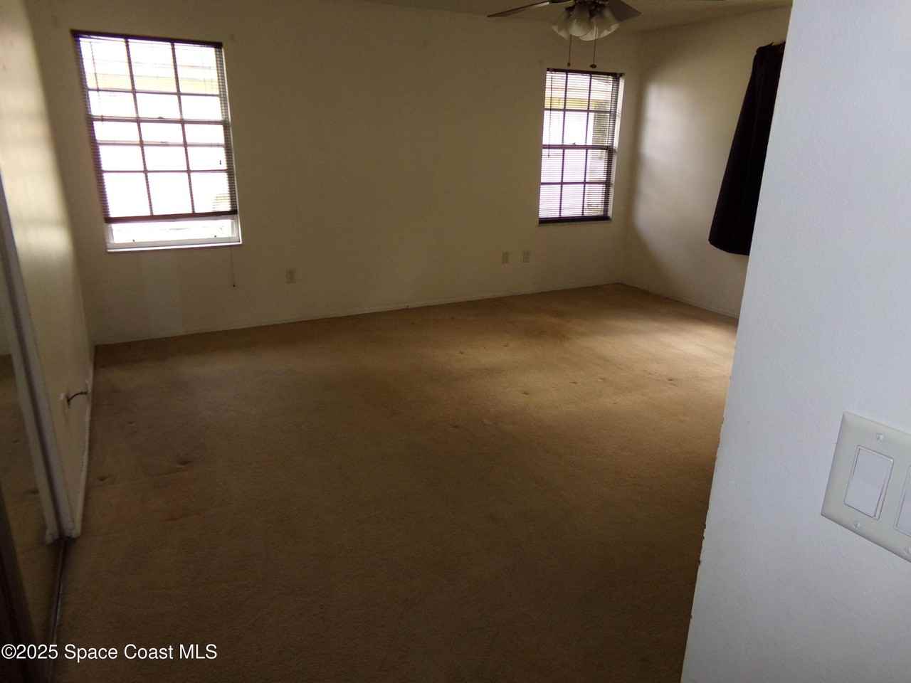 310 310 SE Seahorse Circle SE - Photo 6 of 12