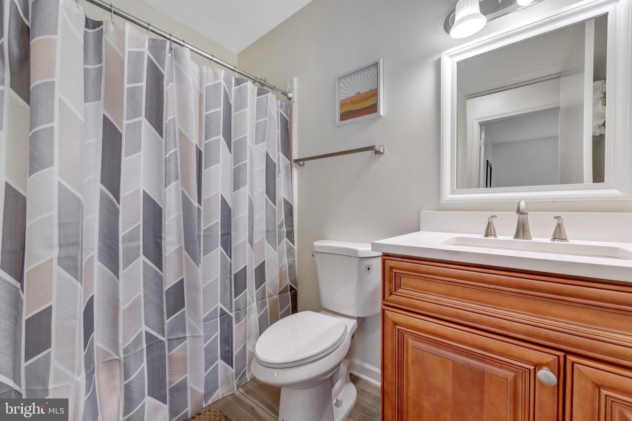 7108 Ruthgreen Road - Photo 3 of 25