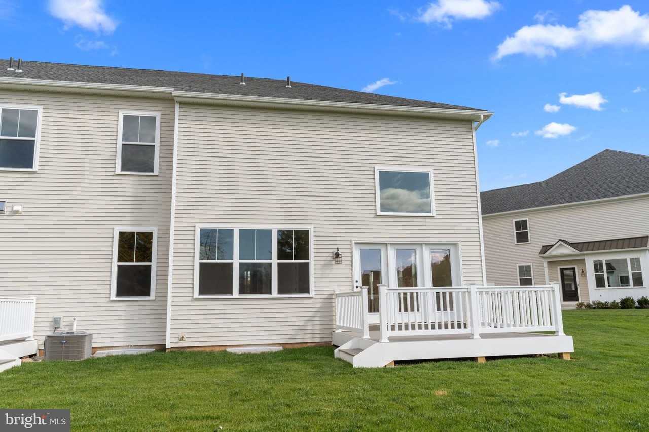 46 Parry Way - Photo 4 of 33