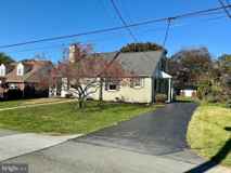 923 Spruce St - Photo 1 of 1