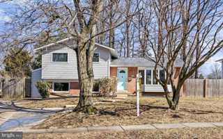 featured image of 7562 Kingman Dr