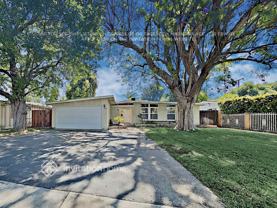 7758 Jamieson Ave - Photo 1 of 1